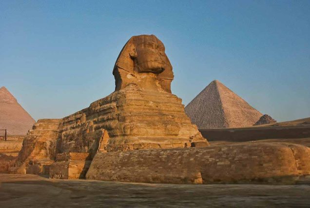 Hurghada tour to Giza Pyramids, Museum and Khan Khalily by flight