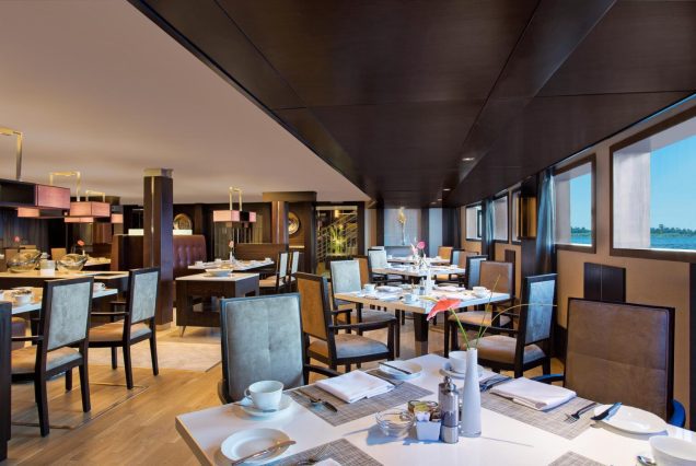 Dining The Oberoi Philae Luxury Nile Cruiser